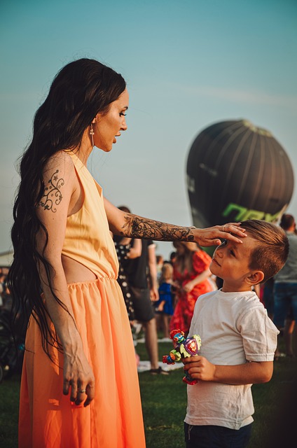 一名防守型 一名防守型